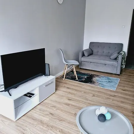Green Apartment Apartamento